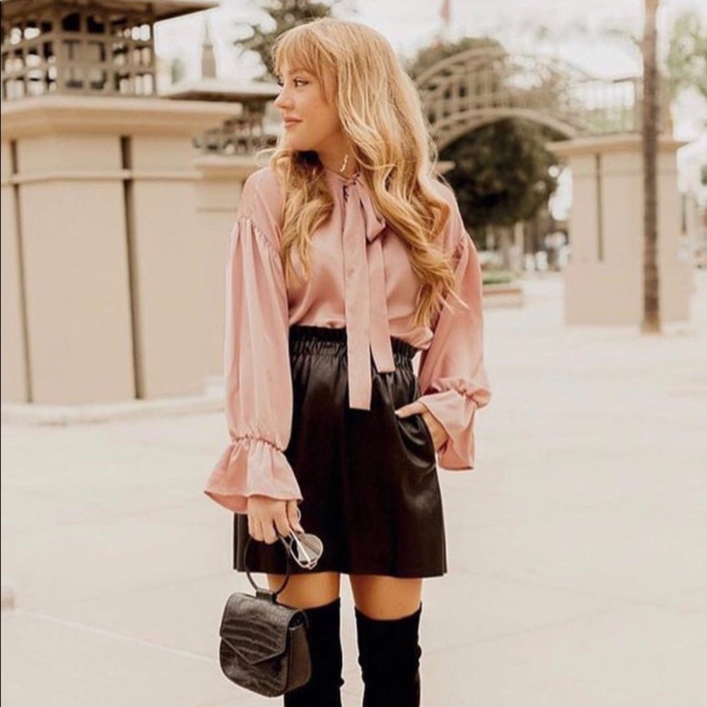 NWT WOMEN’S Dusty Rose Blouse With Tie Never Worn